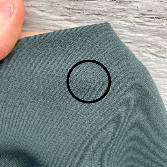 Lululemon Wunder Under High-Rise 1/2 Tight - Picture 10 of 10